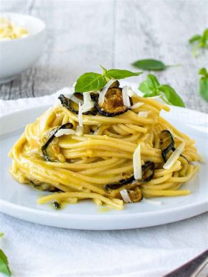  Spaghetti alla Nerano!  A Symphony of Creamy Zucchini and Salty Ricotta Cheese